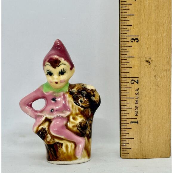 Vintage Pink Pixie Elf Salt Shaker Japan On Brown Tree Trunk Ceramic 1950’s - Picture 8 of 11